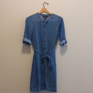NWOT Banana Republic Chambray Dress